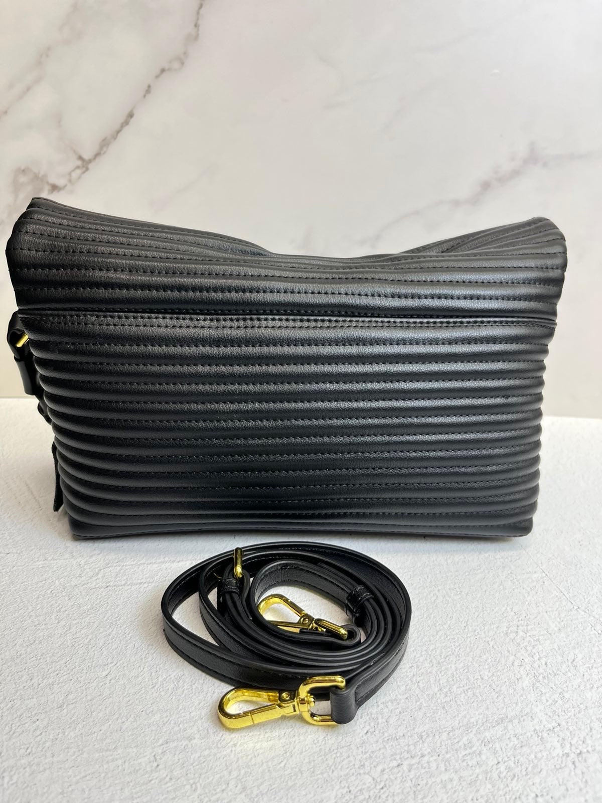 Genuine Leather Bag “Textured Grace”