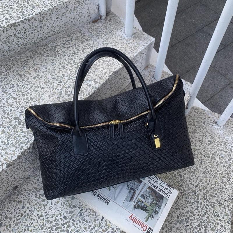Luxe Voyager – Genuine Leather Travel Bag