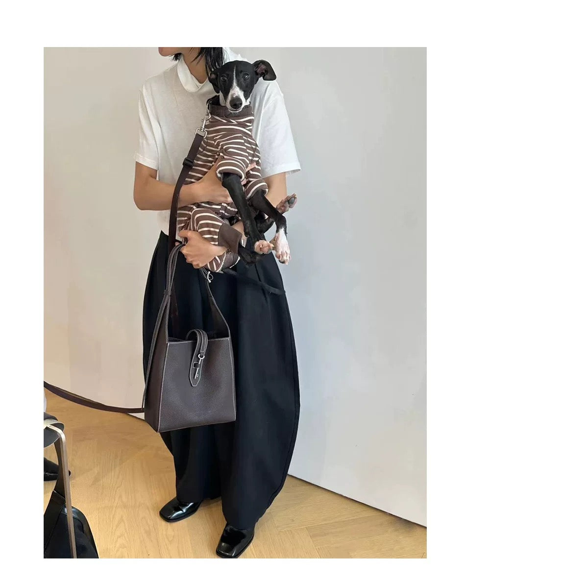 Leather Bucket Bag “Key Charm”