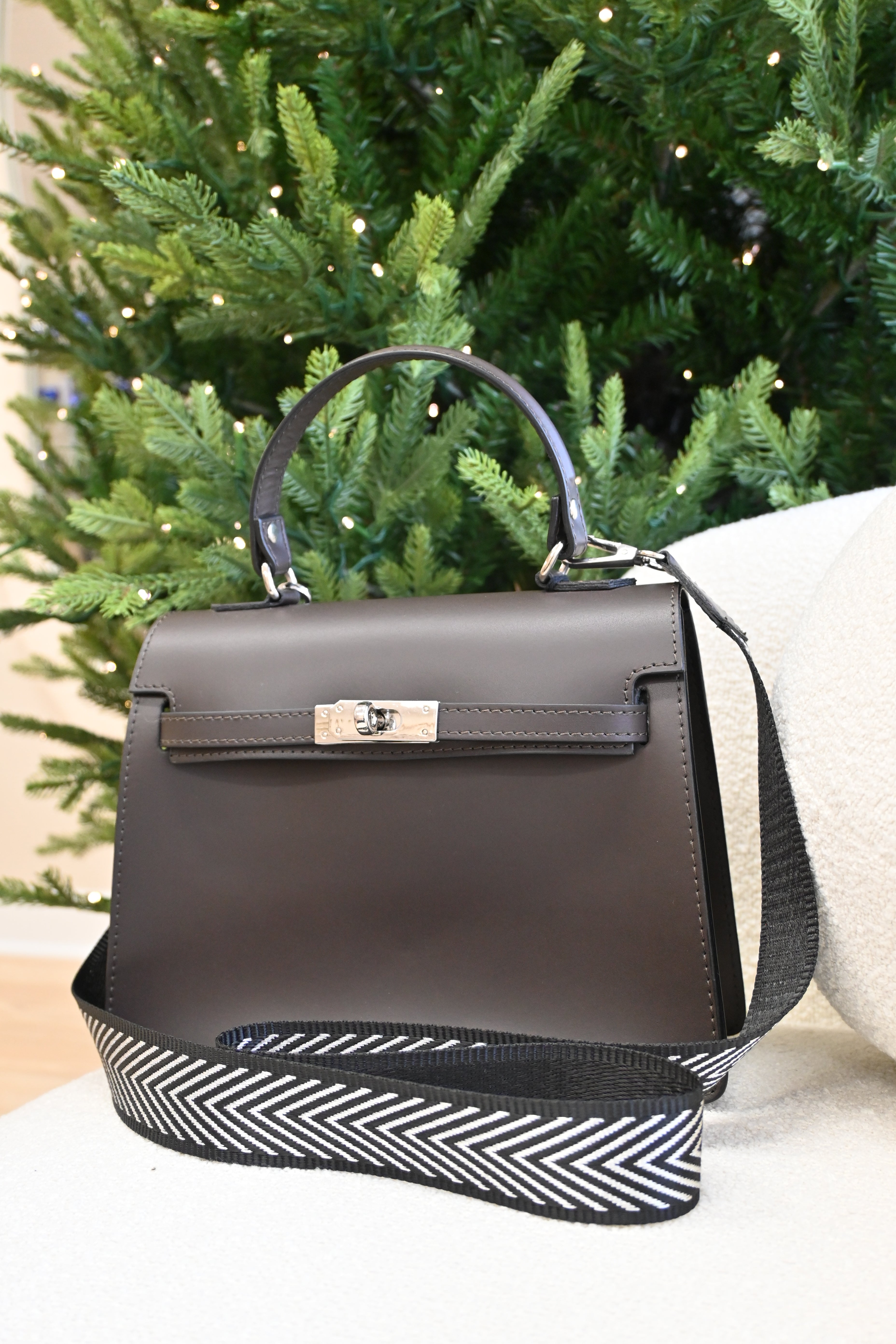 Bella Classica – Italian Leather Bag 🇮🇹✨