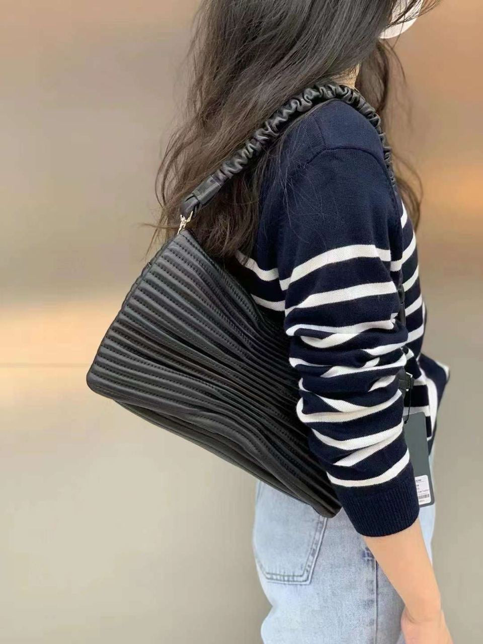 Genuine Leather Bag “Textured Grace”