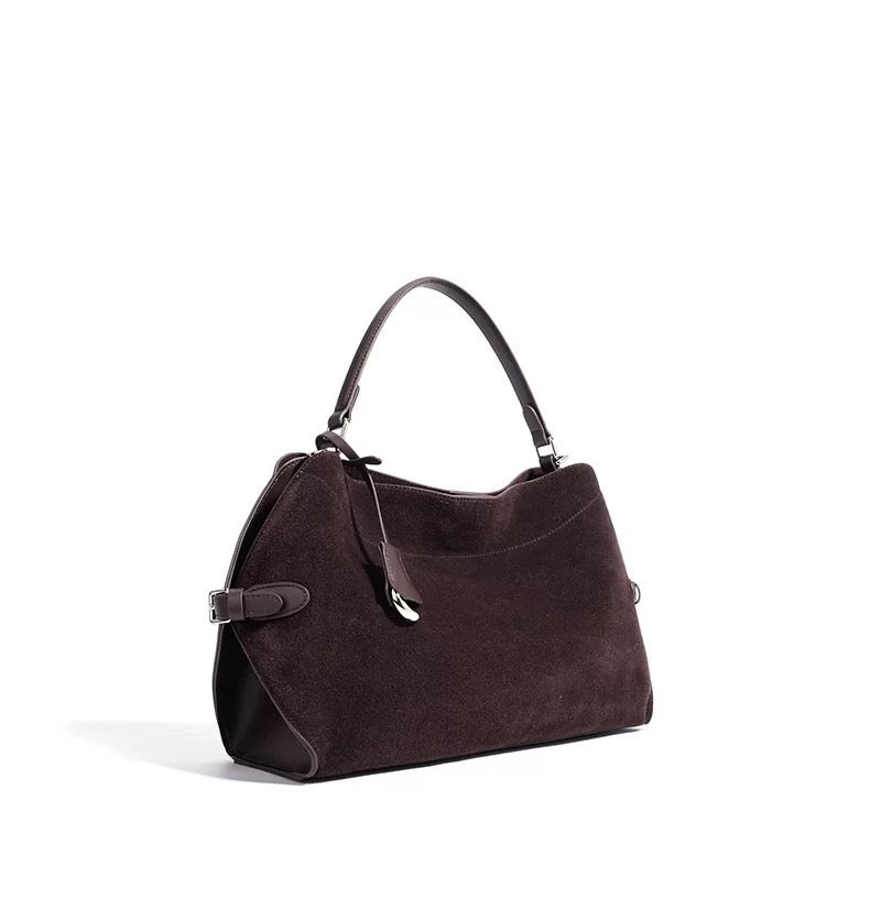 Avenue Luxe — Elegant Bag in Two Materials