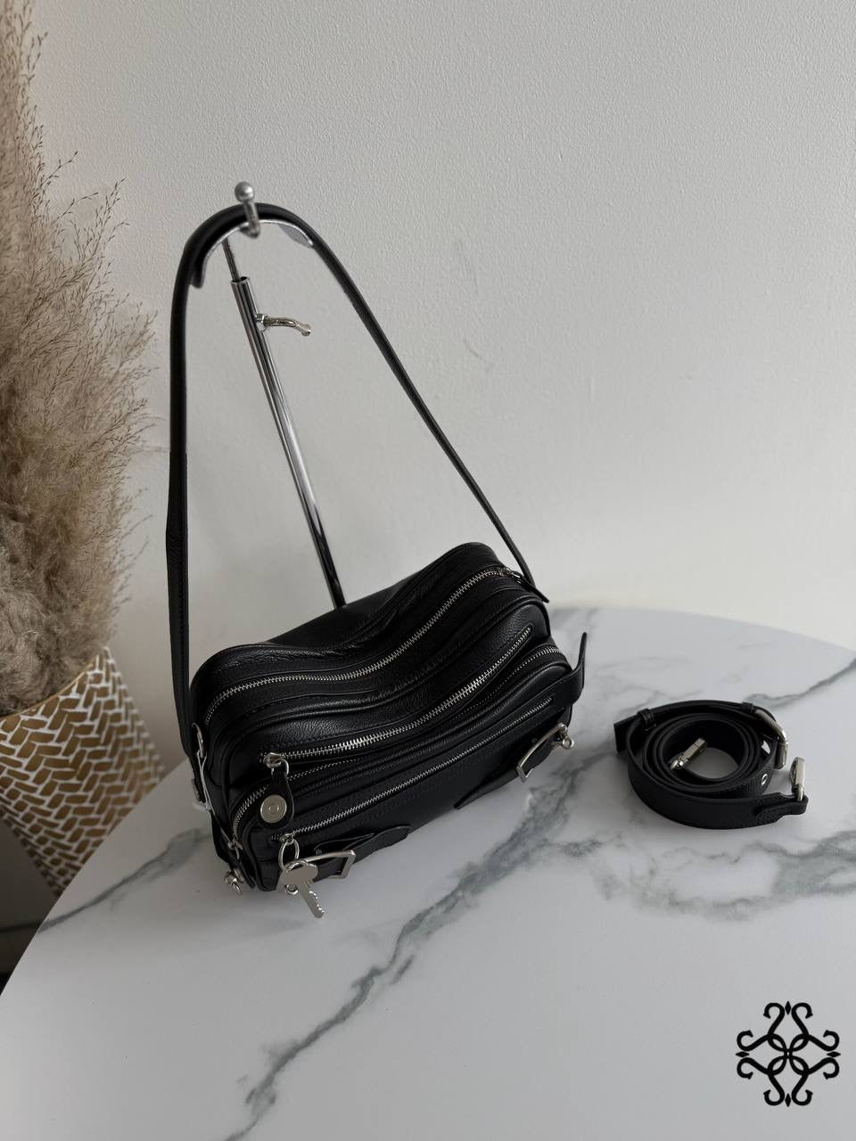 VIRELZA | Italian Leather Crossbody Bag