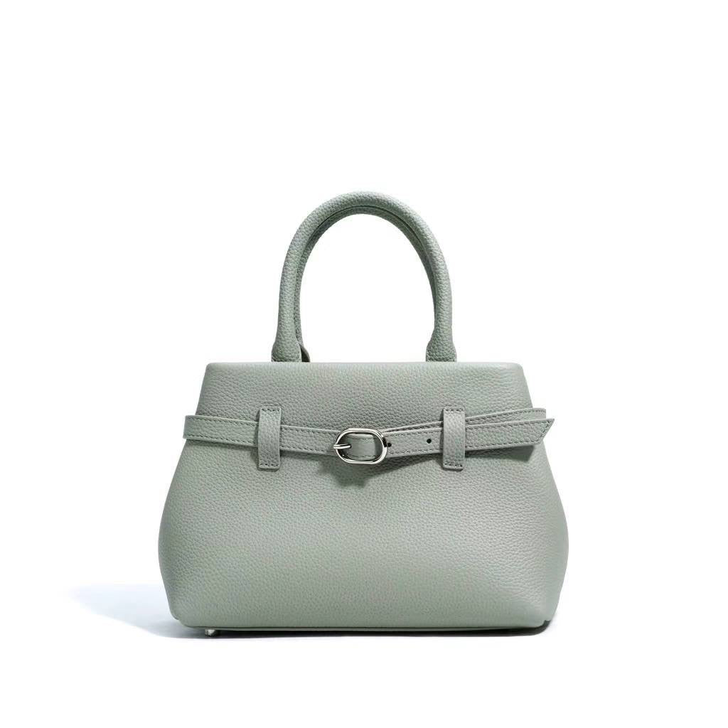 Luxe Majestique – The Ultimate Leather Handbag with Elegance & Functionality