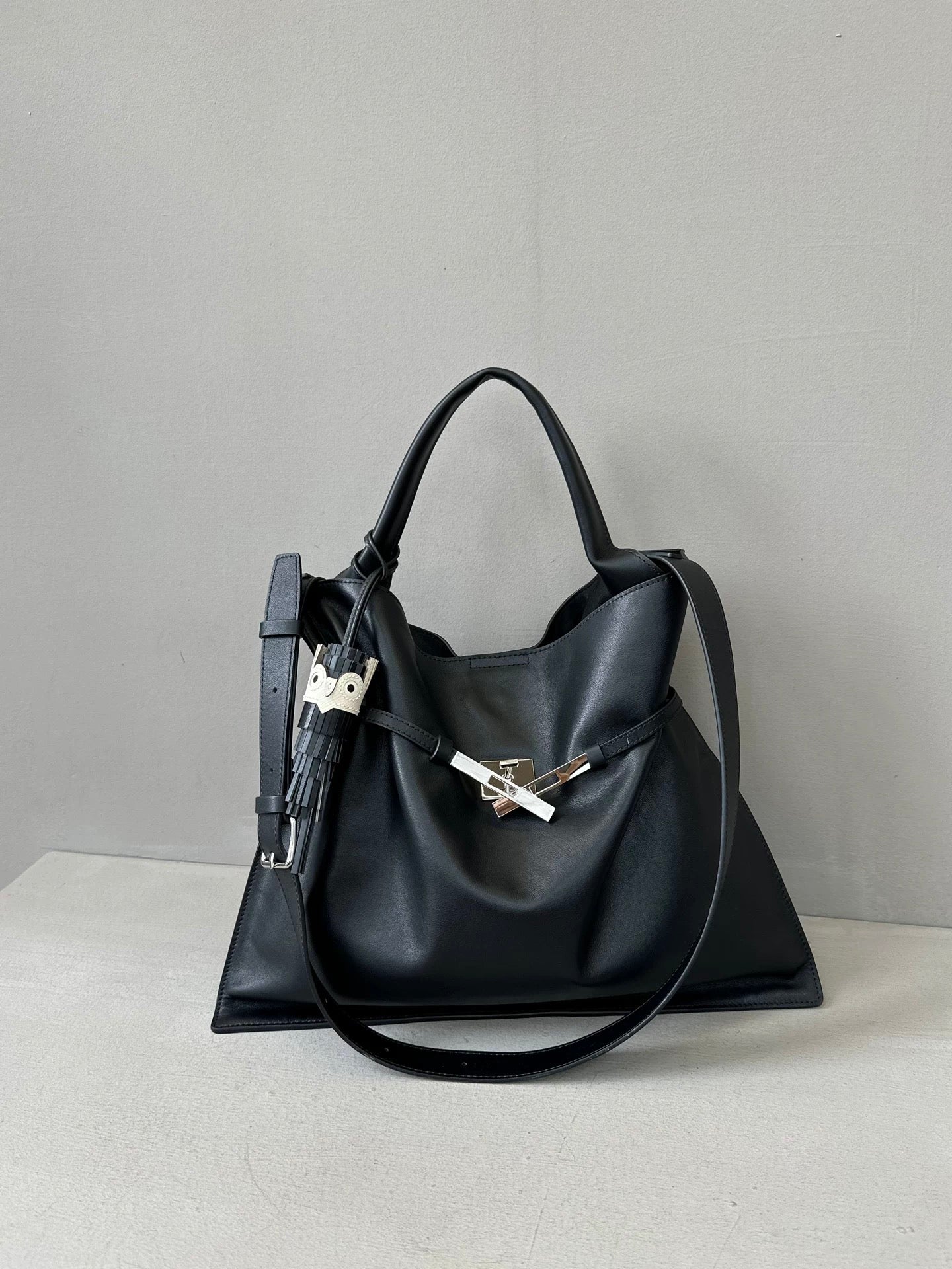 LuxeCity Leather Tote – genuine leather bag with top handle & adjustable strap, fits 14” laptop