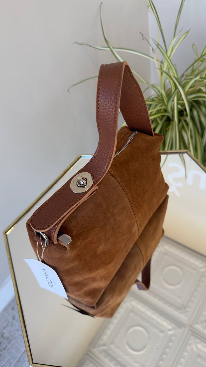 Stylish Suede Handbags for Everyday Use