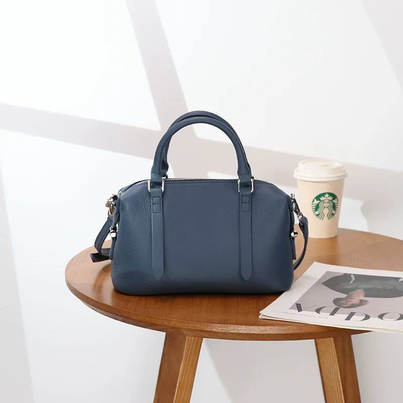 “Moderna” — leather bag for everyday style