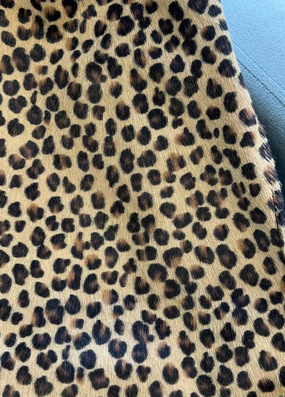 Shoppers in Genuine Leather and Fur