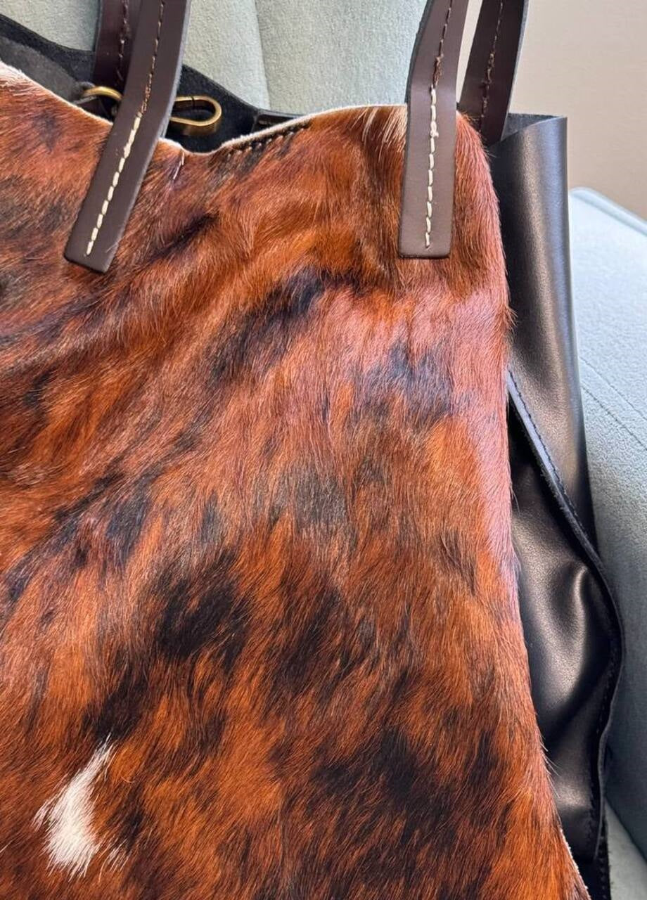 Shoppers in Genuine Leather and Fur