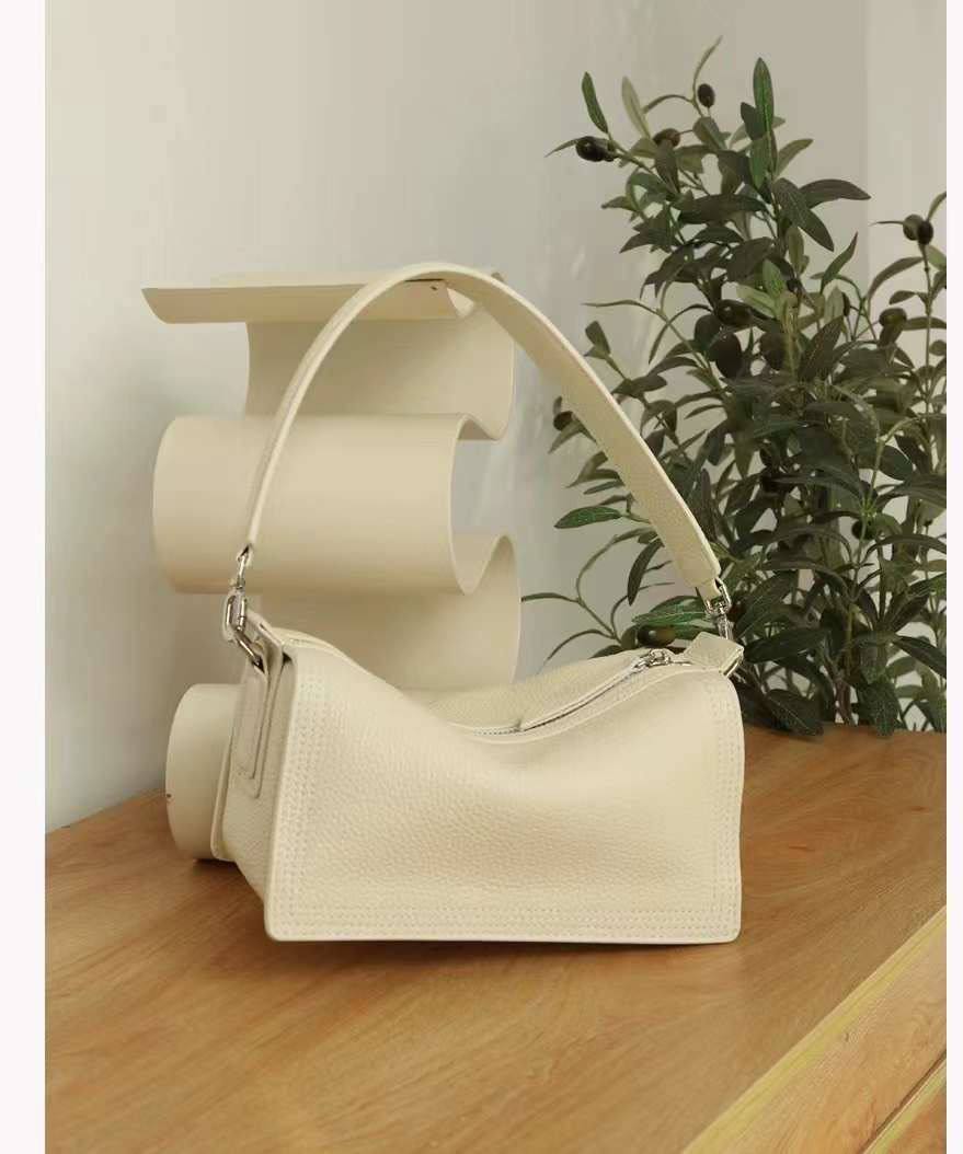 Sofia Curve – Soft Leather Shoulder Bag