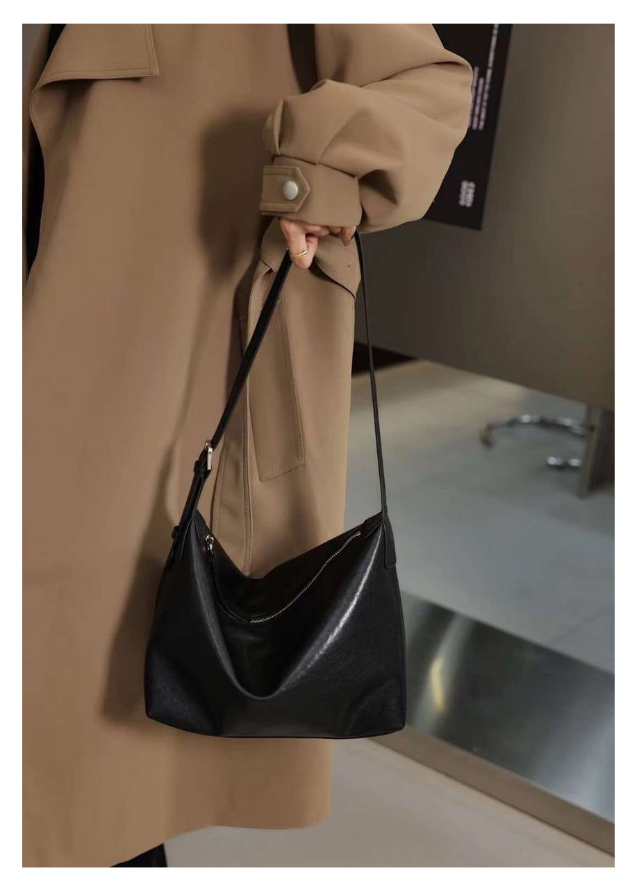 Sophia — Exquisite Minimalist Leather Bag