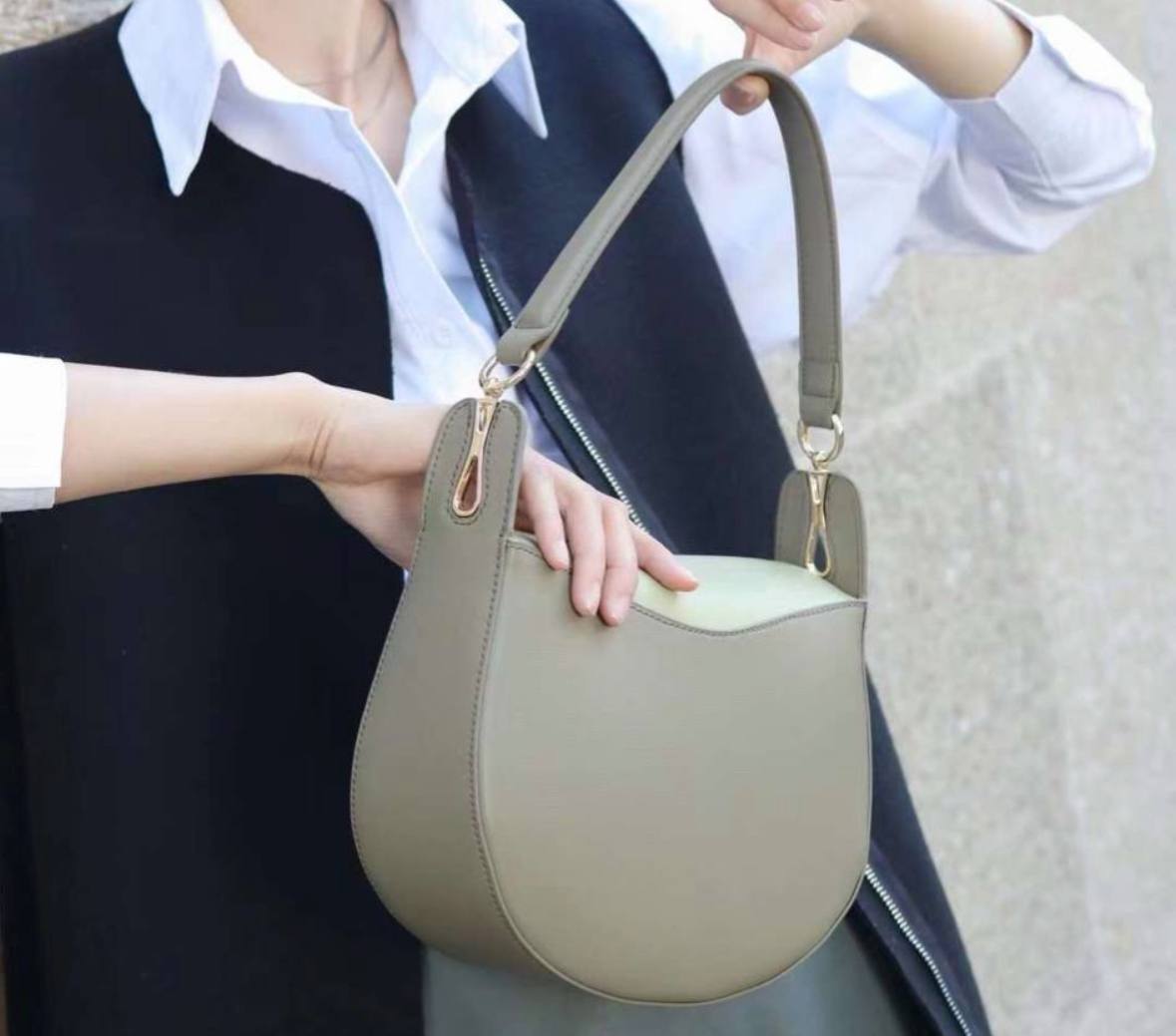 Luna — Elegant Genuine Leather Bag