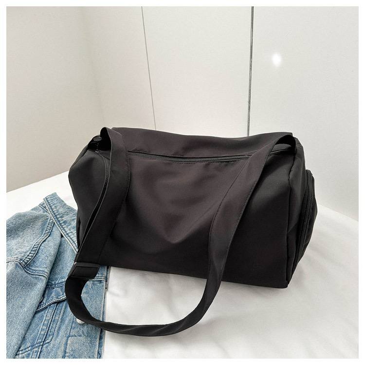 “Flex” — Stylish Fitness Bag