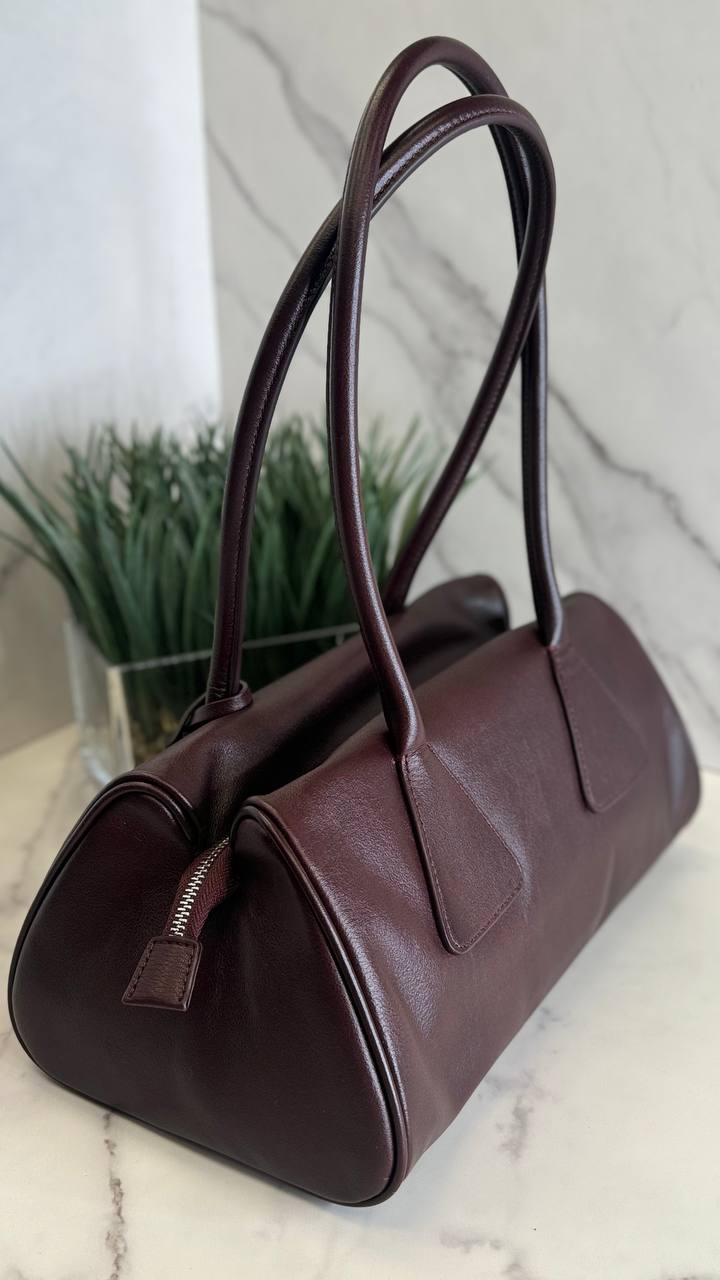 Bag “Luxe Silhouette” — Soft Cowhide Leather Shoulder Bag