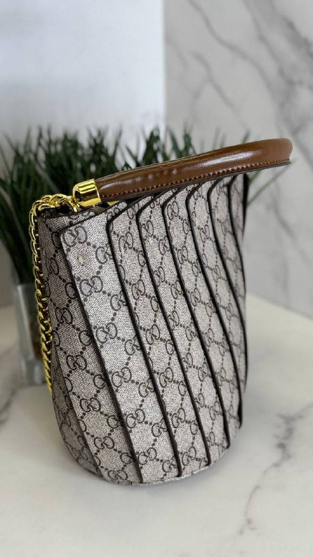 Luxe Chain