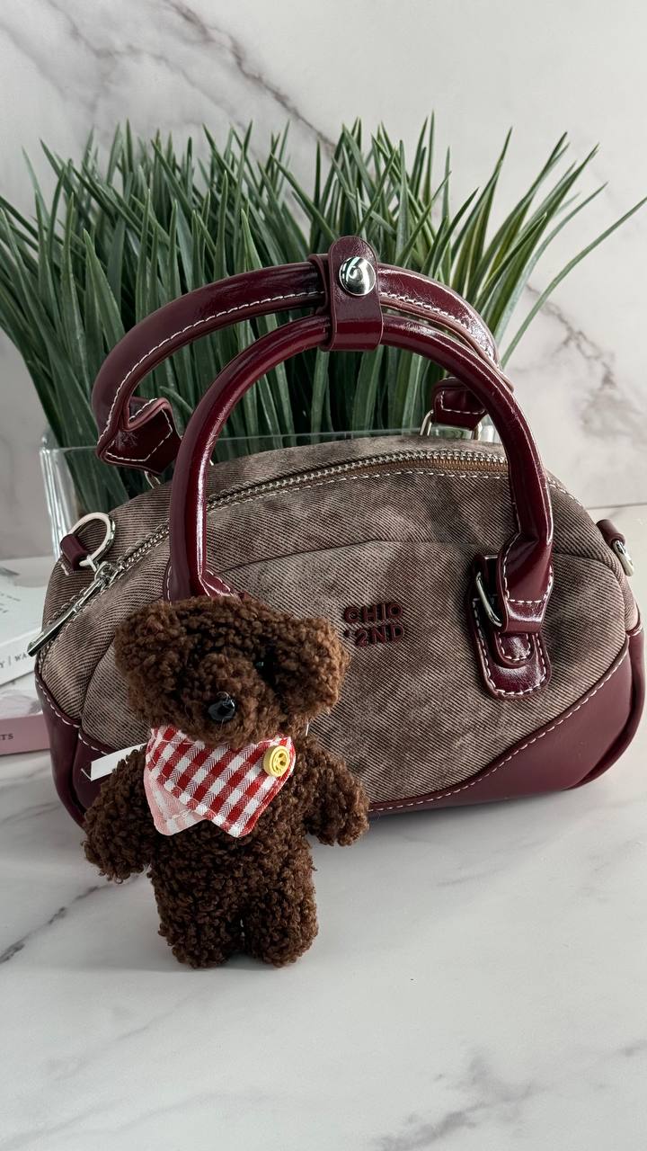 Mini Bags Made of Vegan Leather