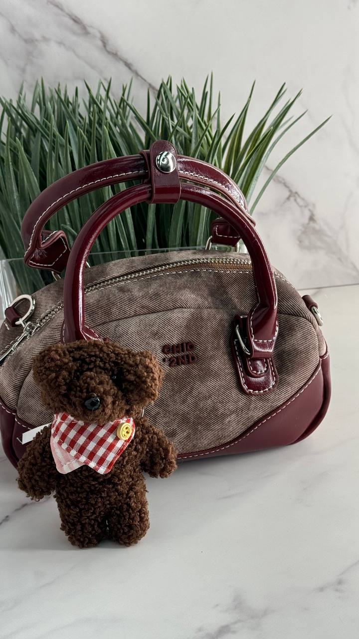 Mini Bags Made of Vegan Leather