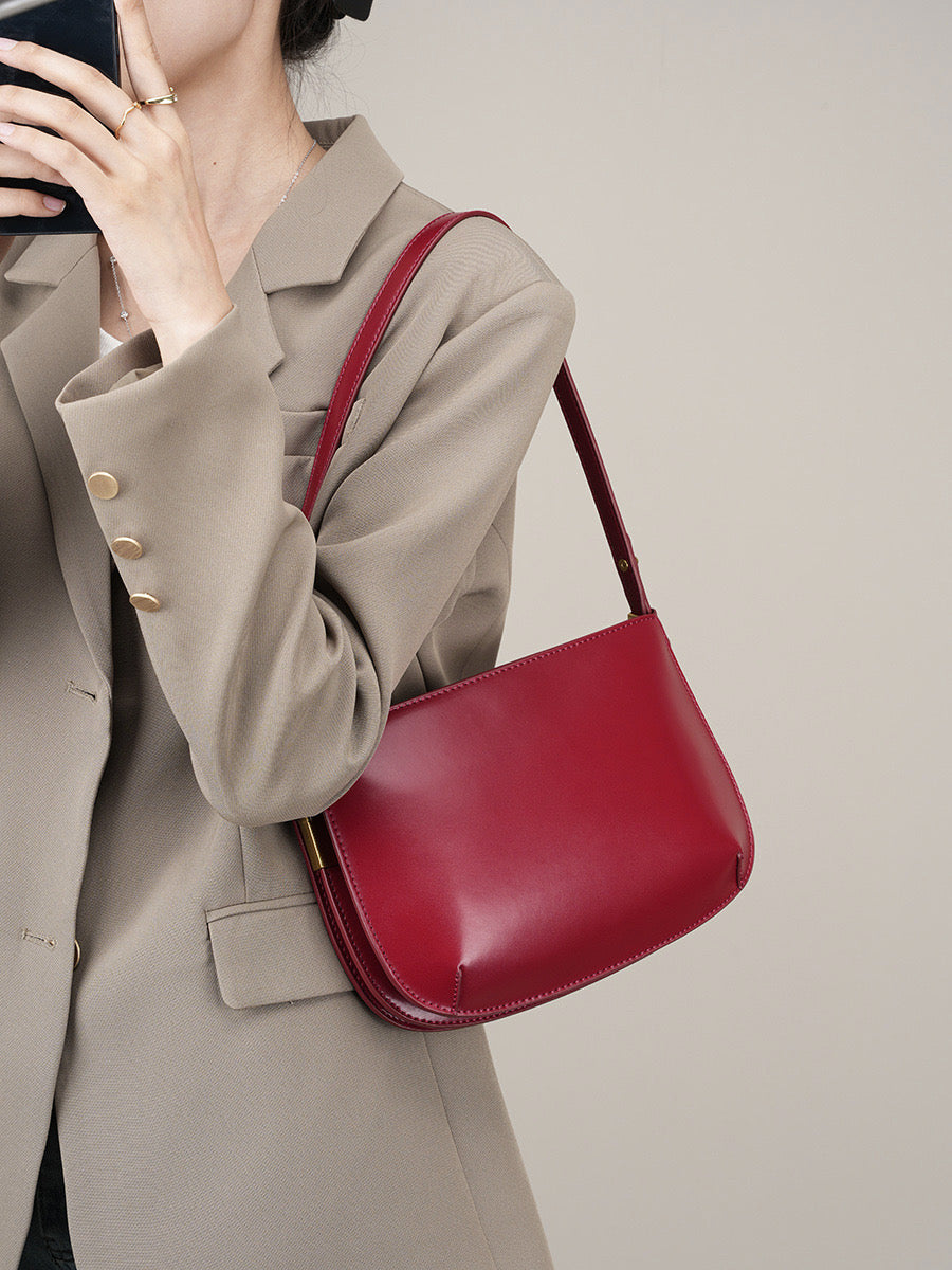 🎀 Elegant Charm Shoulder Bag – Your Daily Dose of Style and Elegance! 🎀