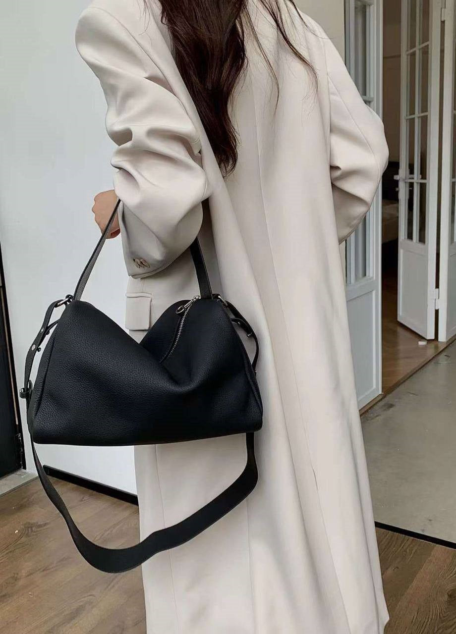 “Sienna — Elegant Leather Bag in Natural Shades”