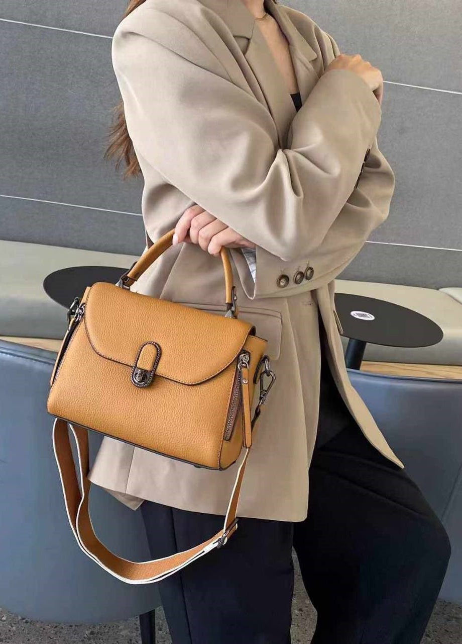 Women’s Genuine Leather Crossbody Bag with Top Handle — Siena Caramello