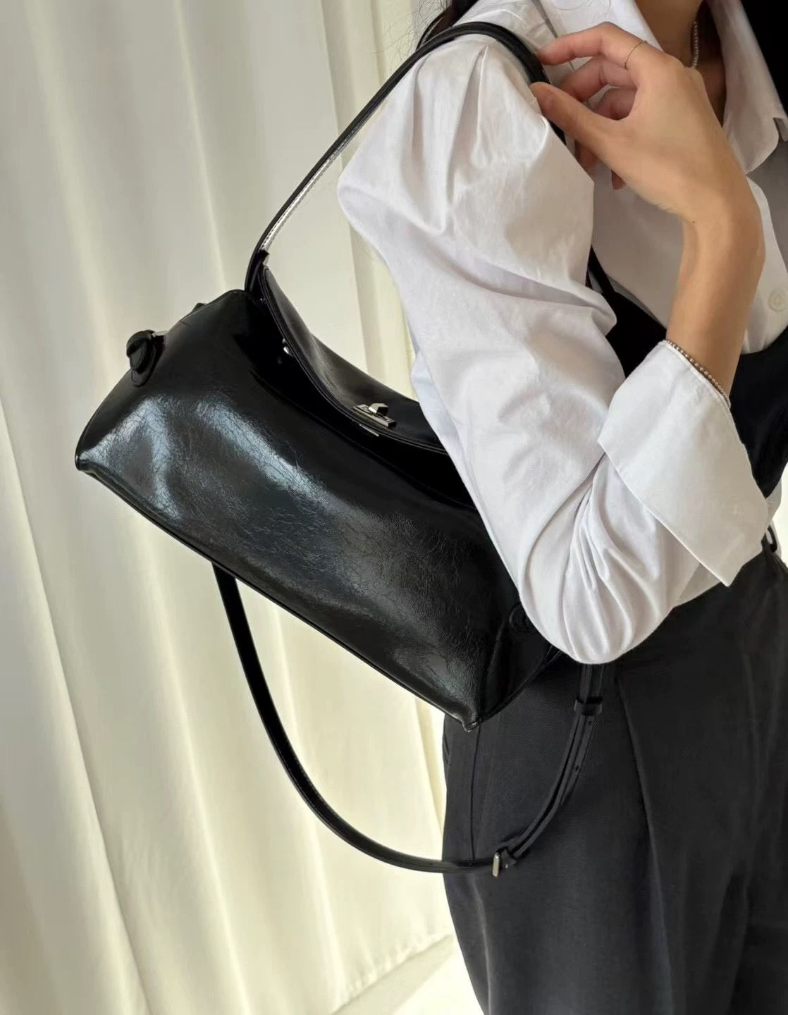 👜 Aylana Bag — Elegant Genuine Cowhide Leather Bag with Long Adjustable Strap