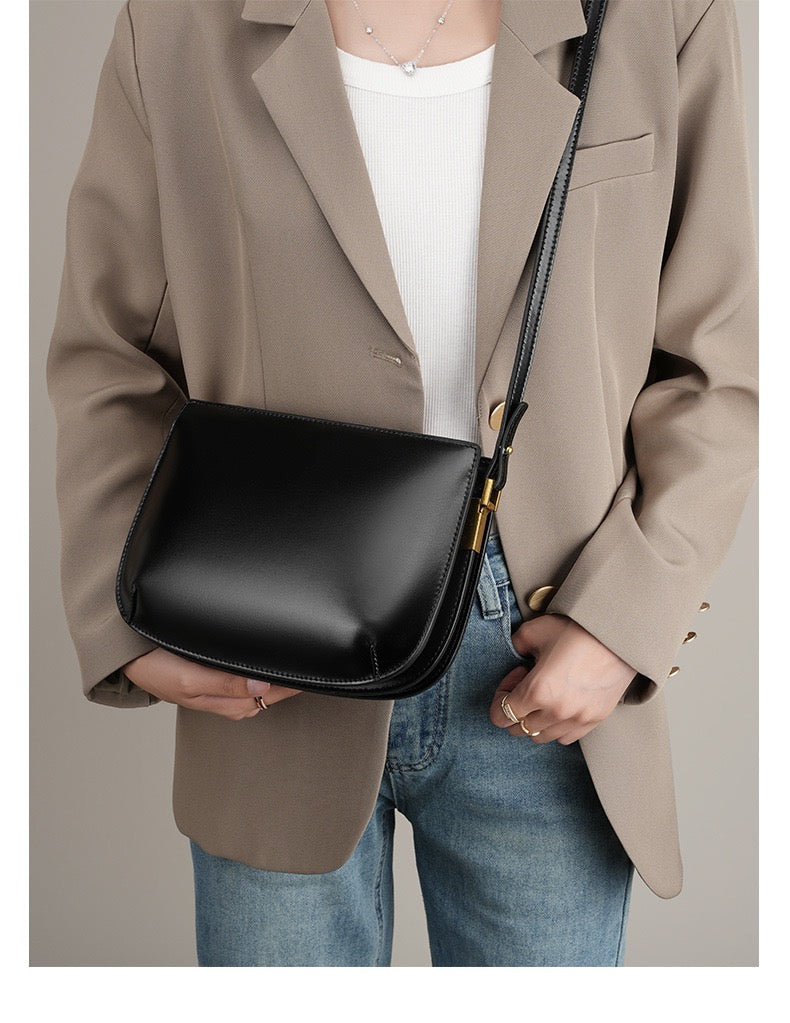 🎀 Elegant Charm Shoulder Bag – Your Daily Dose of Style and Elegance! 🎀