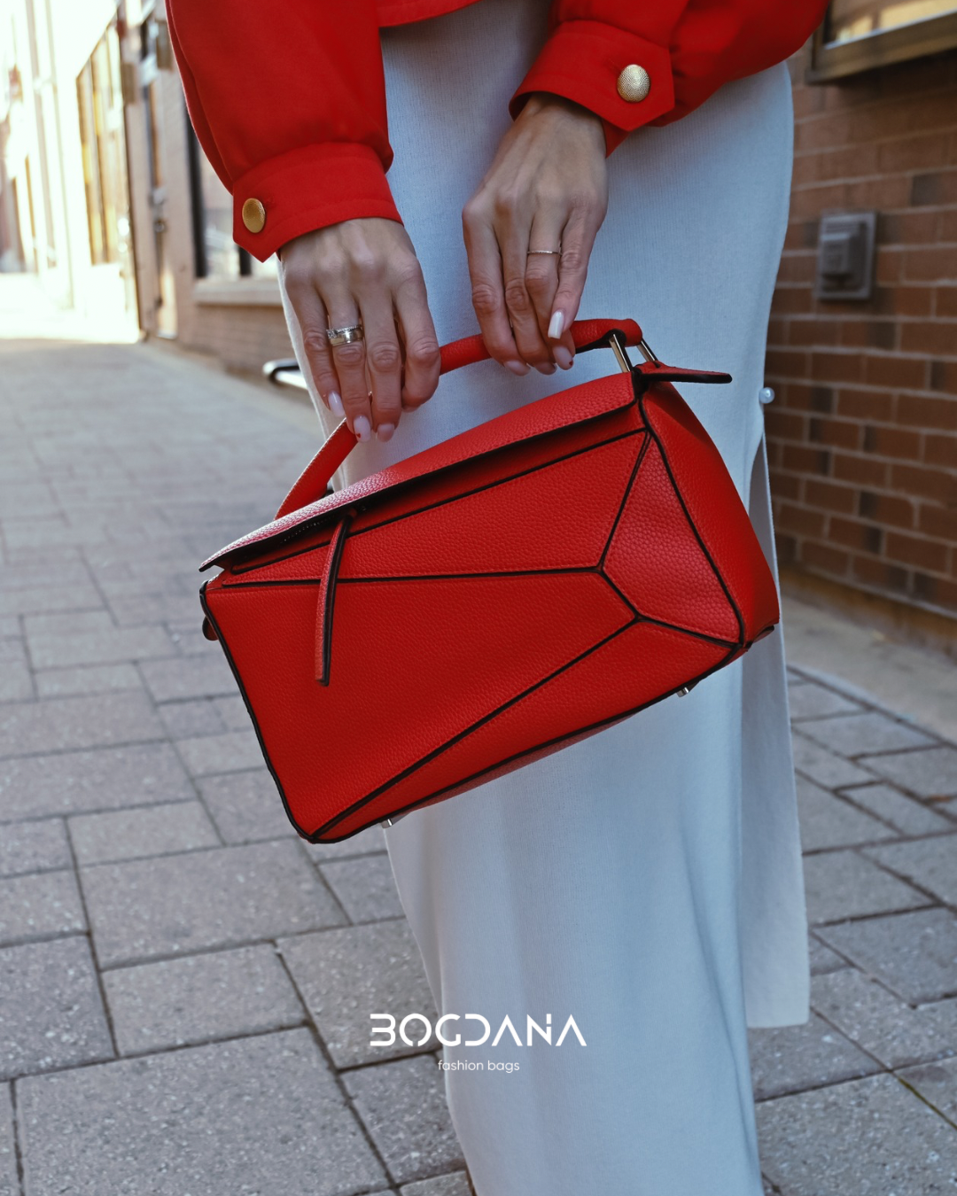 Rosso Classico – Premium Genuine Leather Bag. Italy