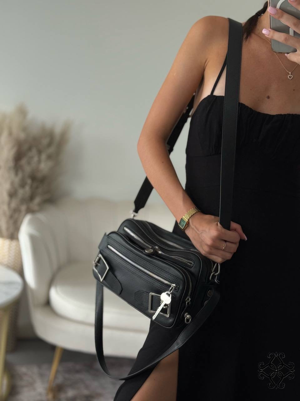 LORVESSA – Genuine Italian Leather Crossbody Bag | Women’s Designer-Style Handbag | 11 × 7 × 4
