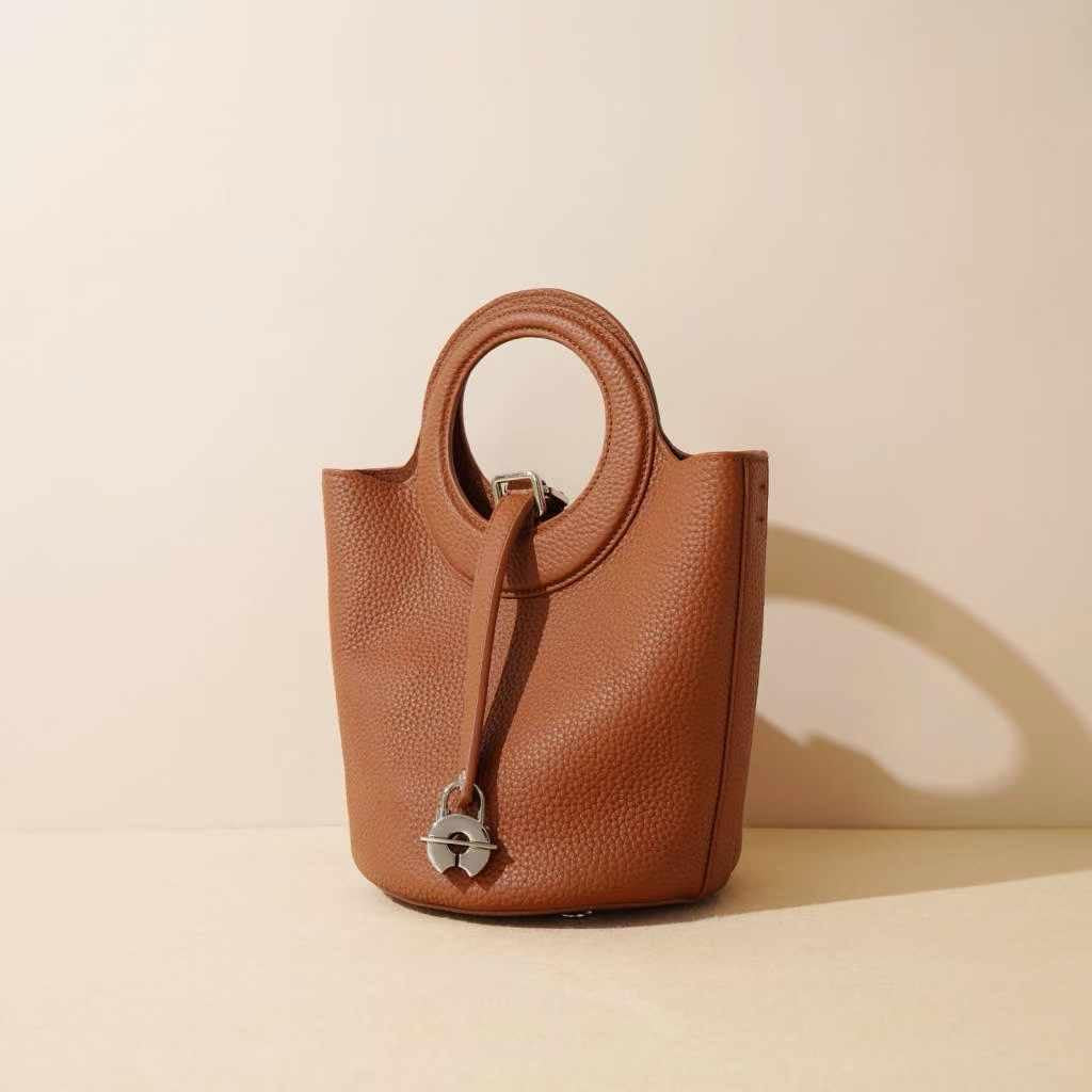 Elegant Duo – Genuine Grained Leather Bag with Cosmetic Pouch and Long Strap