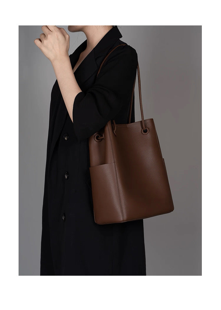 Luna Tote – Genuine Leather Bag with Removable Pouch