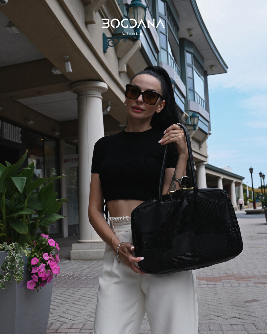 “Vera Forma” | Genuine Cowhide Leather Bag in Two Sizes. Women’s shoulder bag