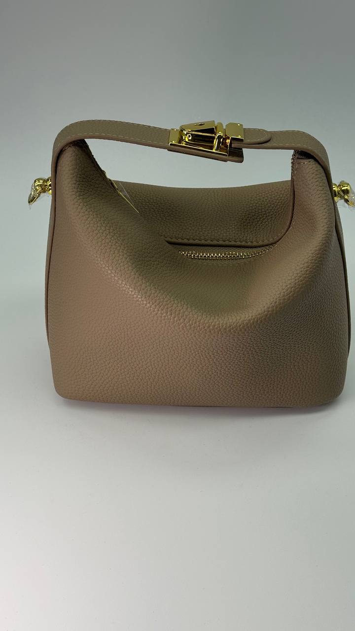 ️Bag made of genuine grain leather. Bag for every day