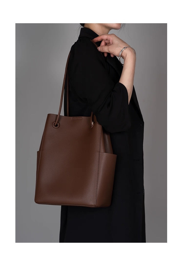 Luna Tote – Genuine Leather Bag with Removable Pouch