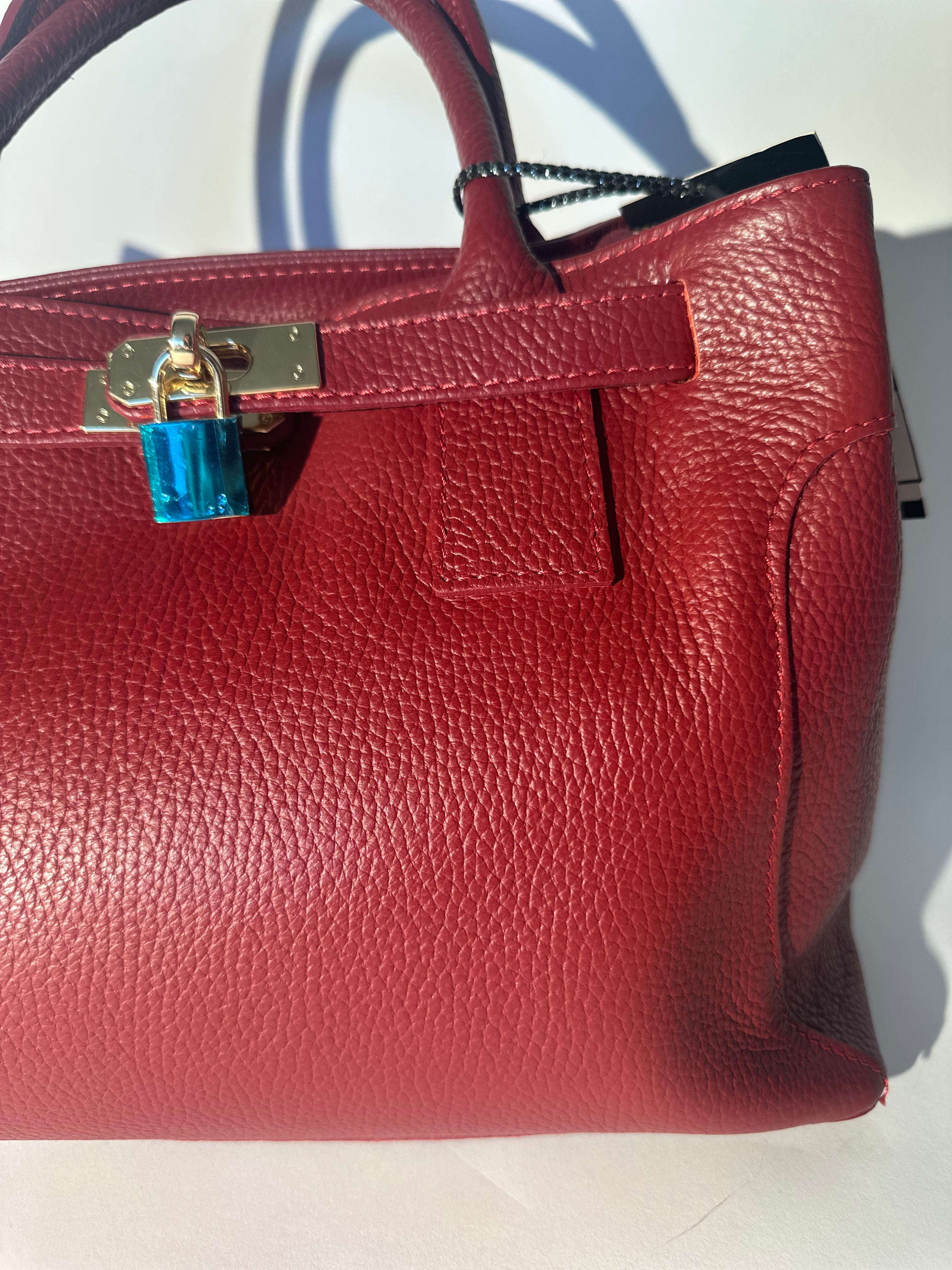 Caffè Milano- Elegant Genuine Leather Bag 🇮🇹