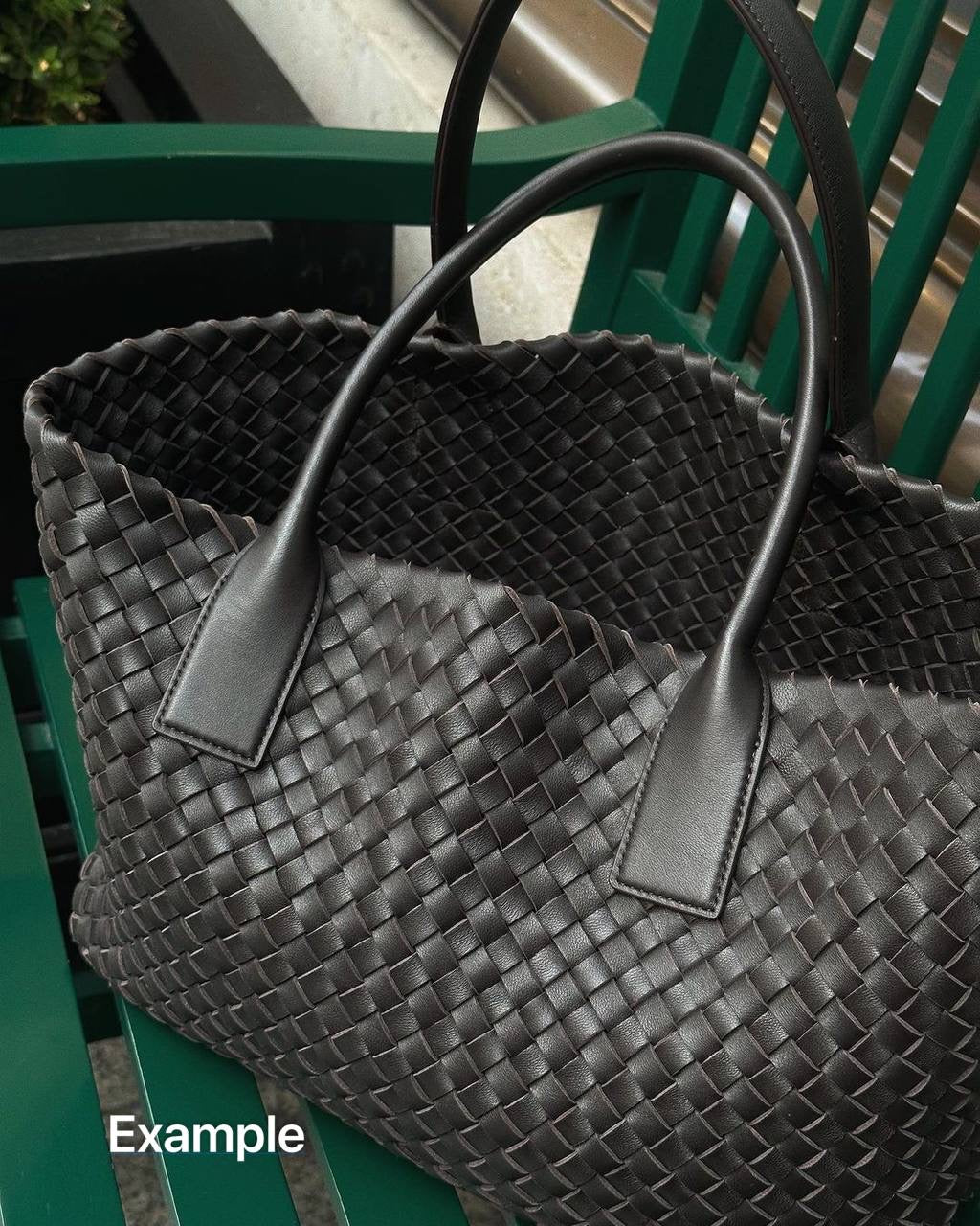 Noir Weave — Shoulder Shopper Bag. Elegance in Every Detail. Made in Italy