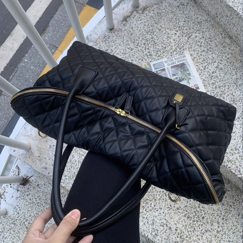 Luxe Voyager – Genuine Leather Travel Bag