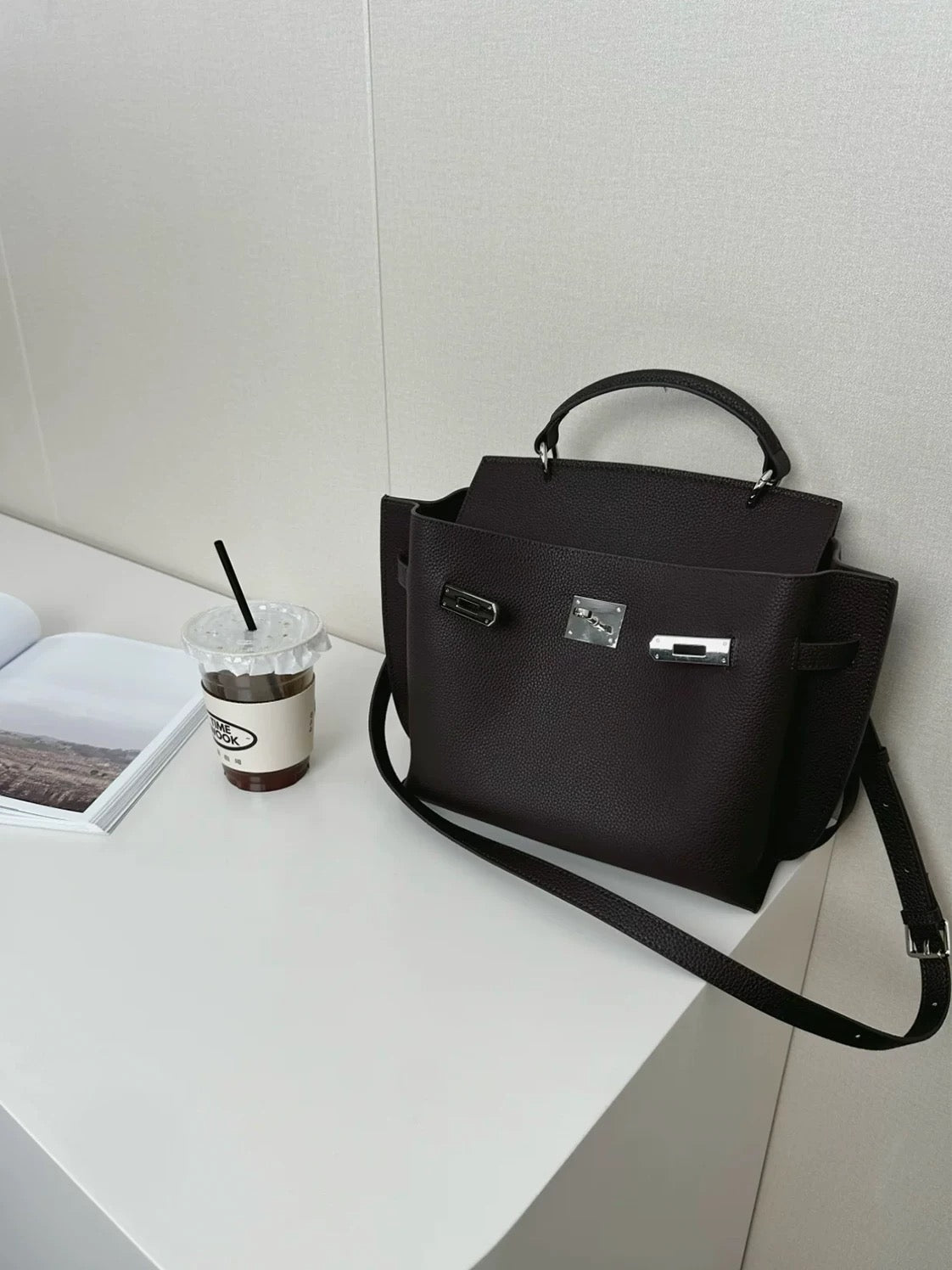 MELVARA – Genuine Leather Bag with Character