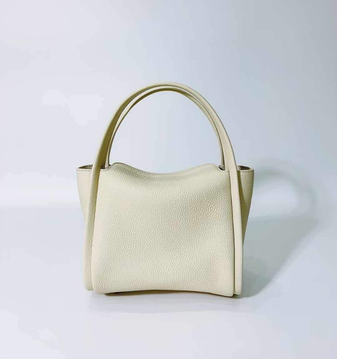 Luxora Leather Elegance – Premium Leather Bag with a Long Strap and Metal Feet