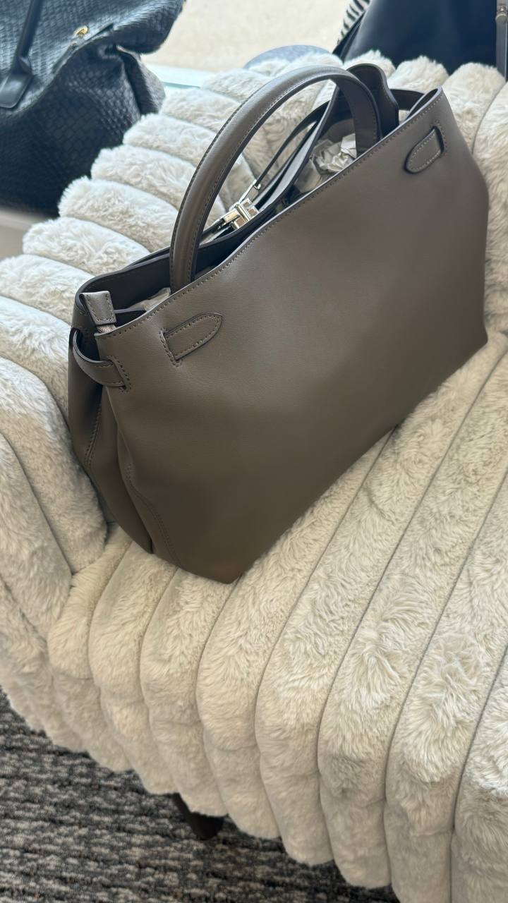 “Timeless Grace Bag”