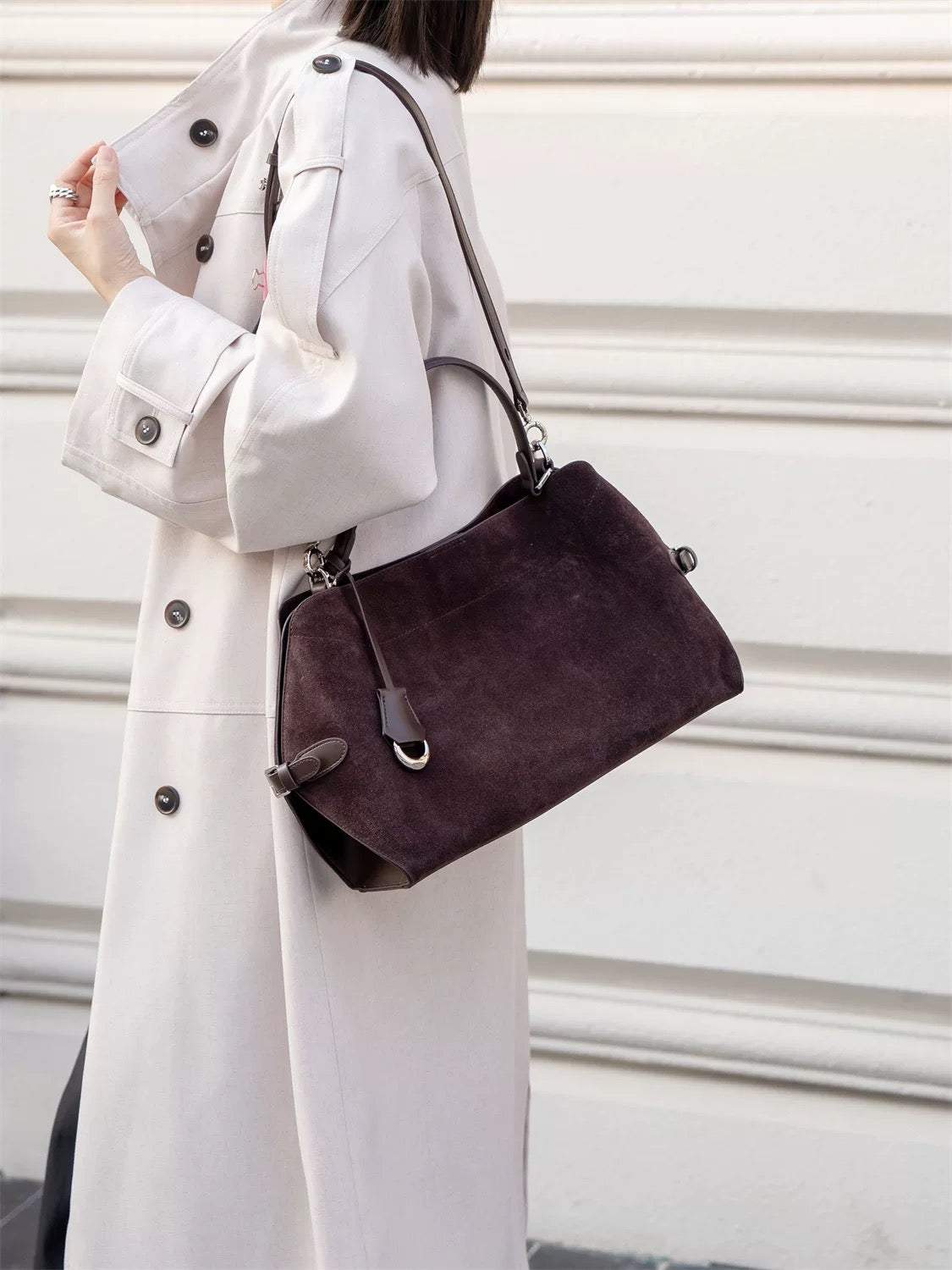 Avenue Luxe — Elegant Bag in Two Materials