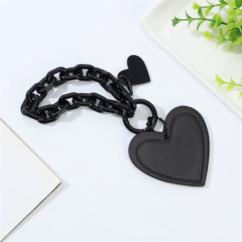 Blackout Heart – Chunky Chain Bag Charm | Edgy & Minimalist