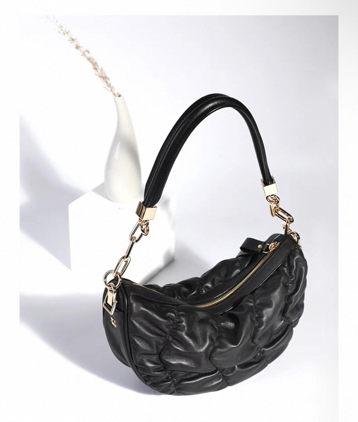 Luxe Harmonie – Quilted Shoulder Bag with Short Handle and Gold Chain Accent