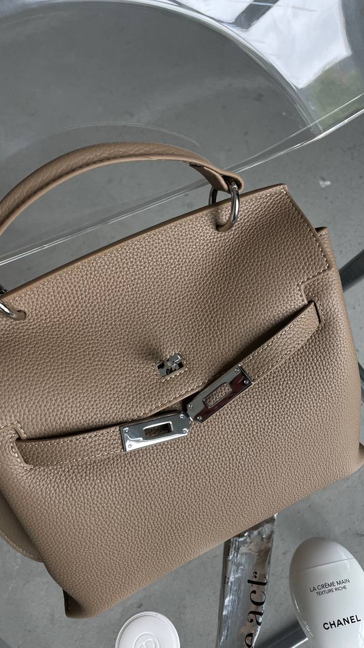 MELVARA – Genuine Leather Bag with Character