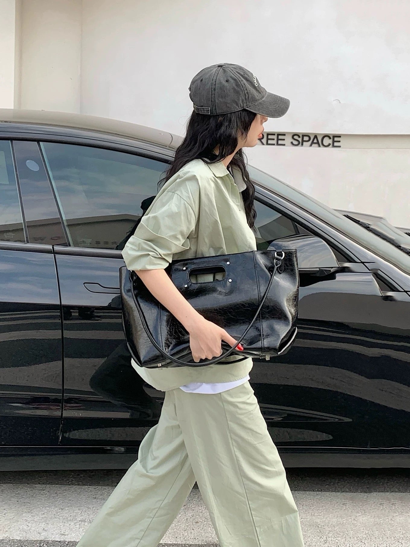 Embossed Leather Shopper Bag — A Bold Statement of Style