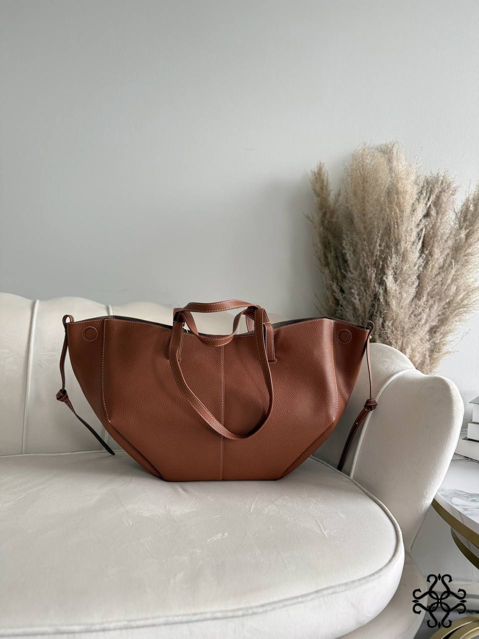 Shopper “Dolce Vita” – Italian Chic and Thoughtful Functionality