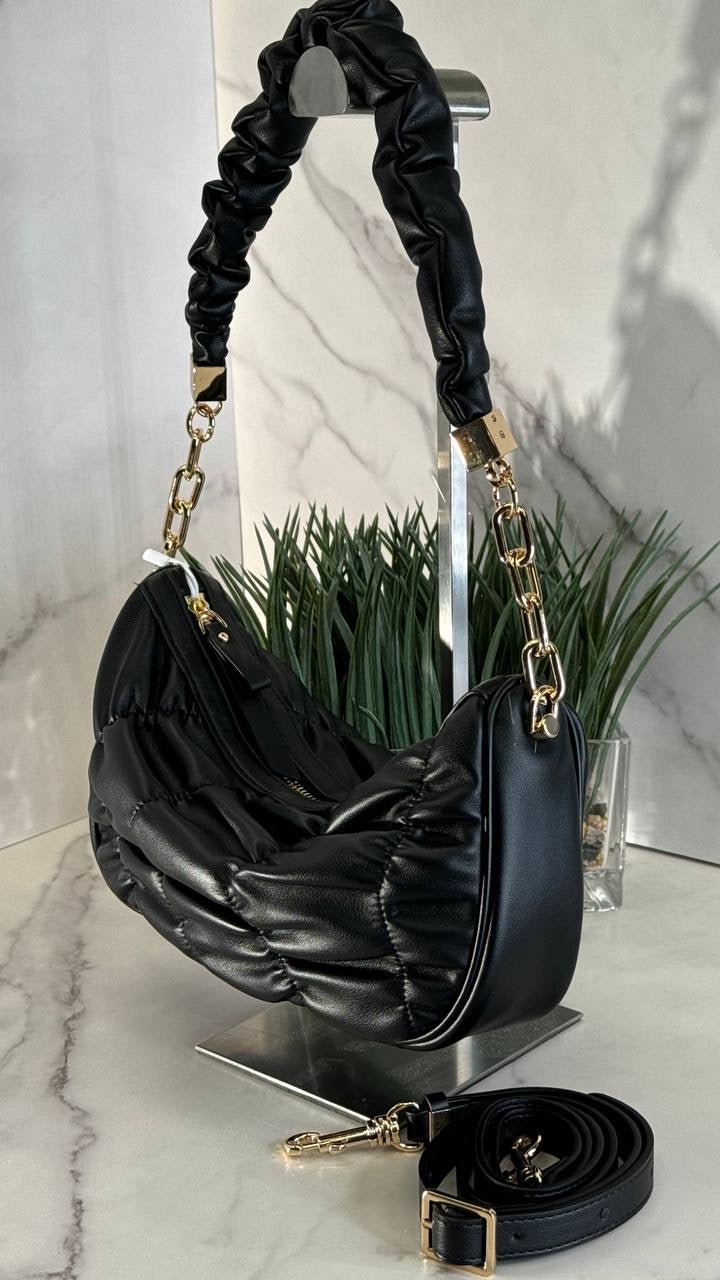 Luxe Harmonie – Quilted Shoulder Bag with Short Handle and Gold Chain Accent