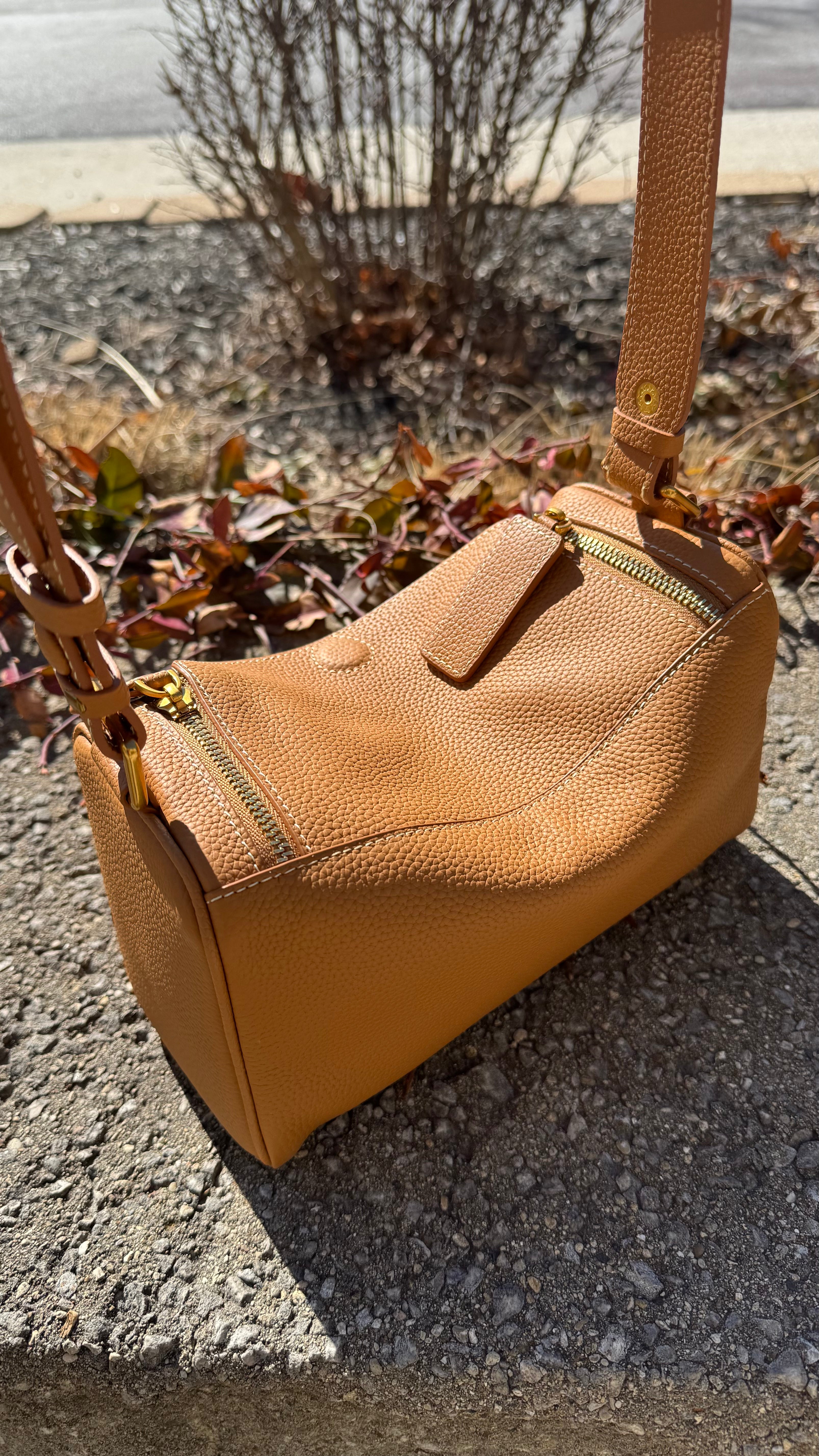 Madelyn Luxe” — Premium Leather Convertible Crossbody & Shoulder Bag