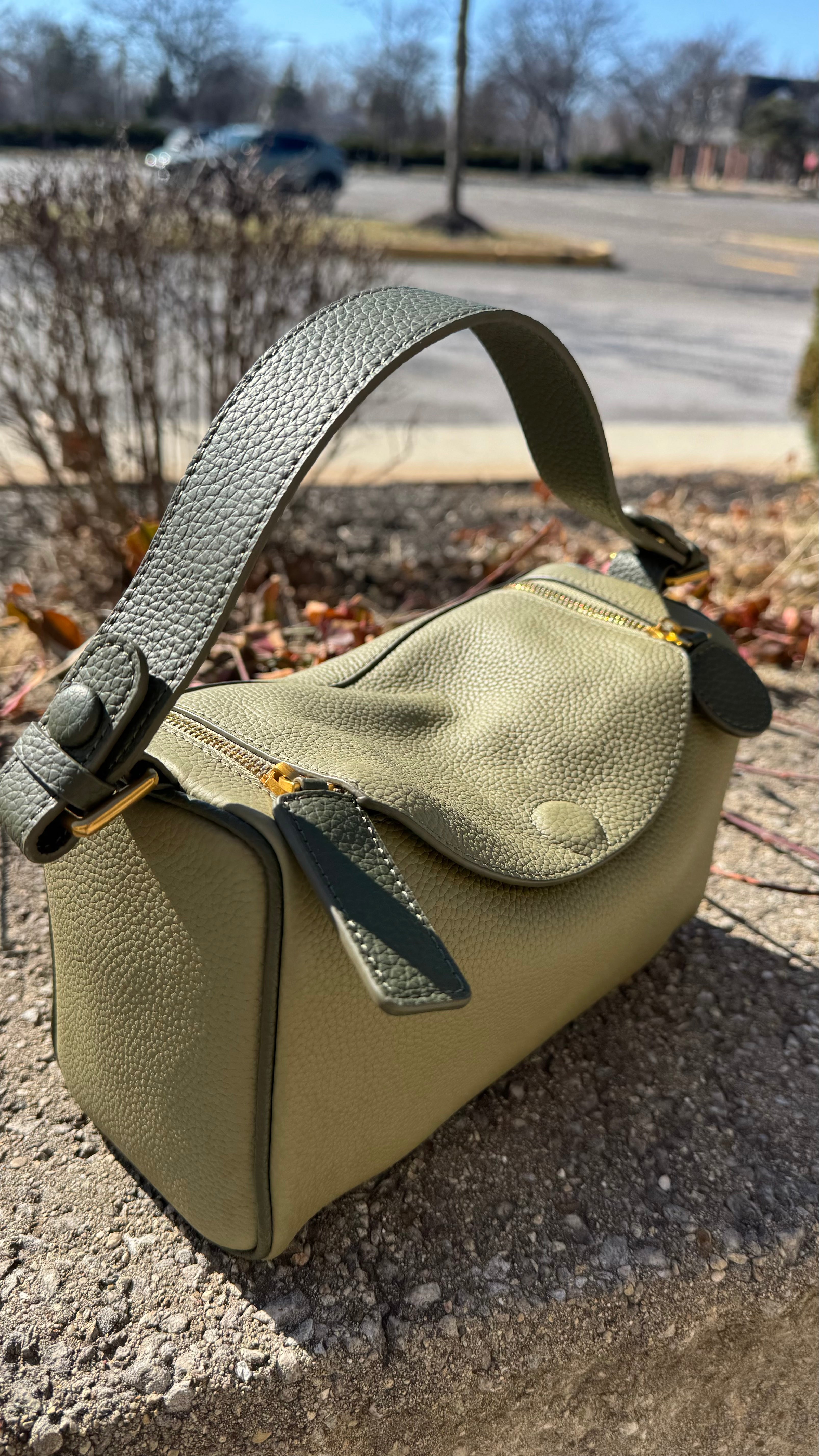Madelyn Luxe” — Premium Leather Convertible Crossbody & Shoulder Bag