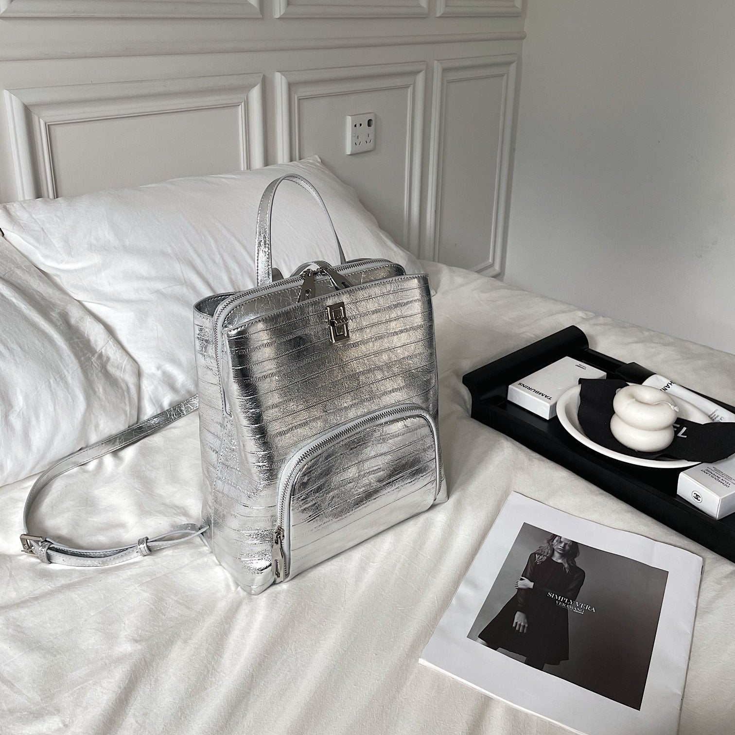 Lumière Luxe – A Leather Backpack for Bold Achievers