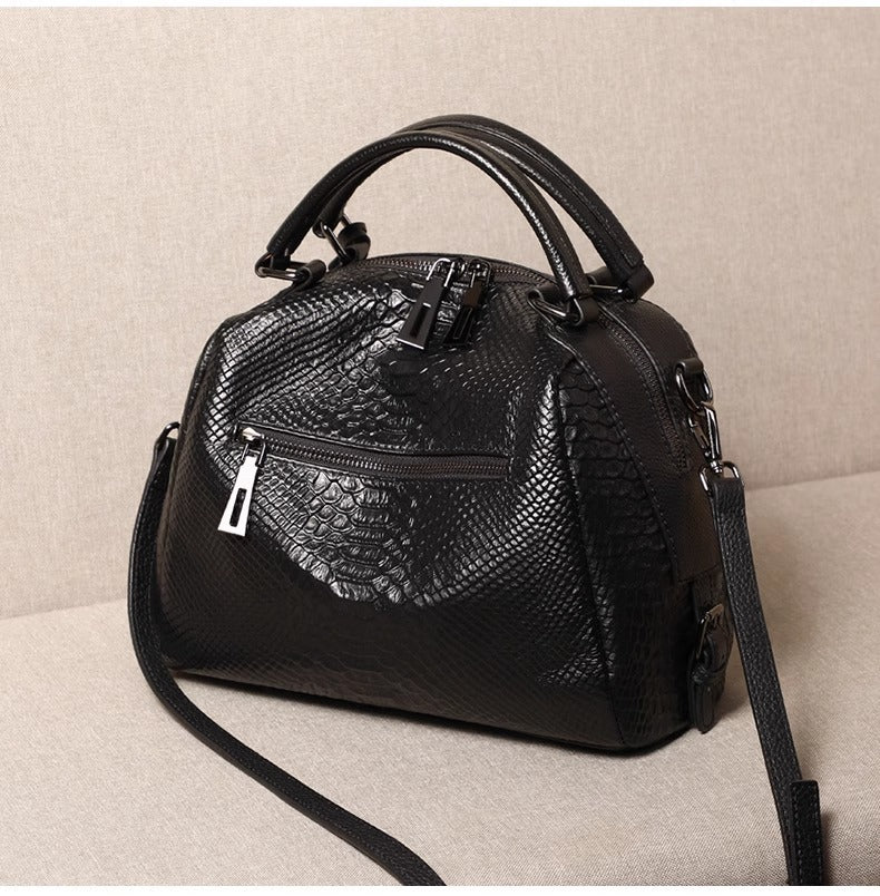 Scarlet Luxe – Statement Shoulder Bag in Textured PU Leather